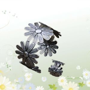 New Silver Daisy Flower Cuff Bracelet & Ring Set Adjustable Flowers